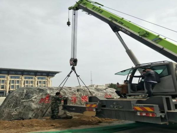 丹徒区吊车租赁公司_吊车租赁需注意的问题